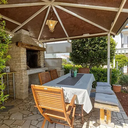In Mit Kleinem Balkon Apartment Porec